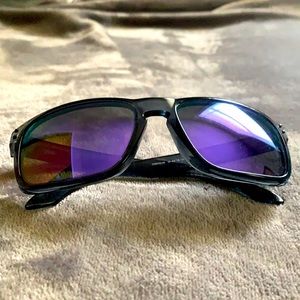 Oakley Purple Sunglasses/Shades
